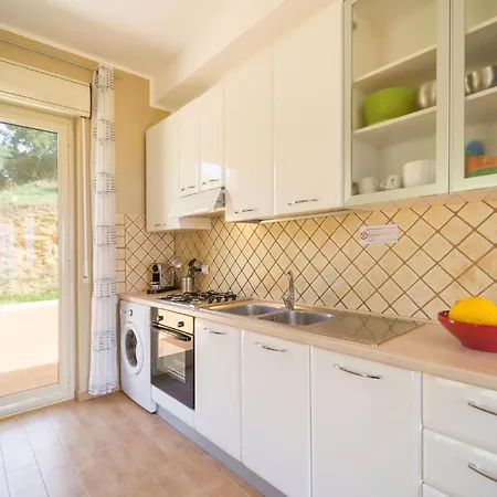 Beautiful In With Kitchen Realmonte
