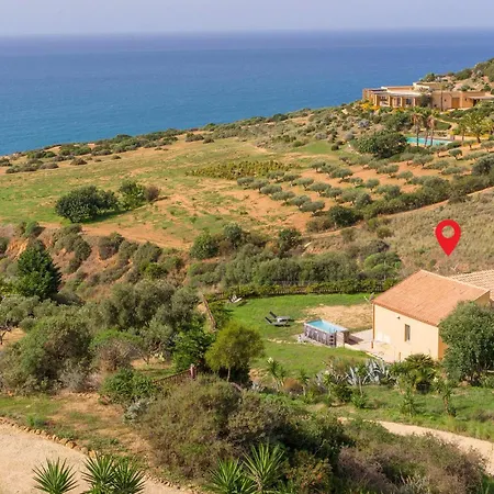Beautiful In With Kitchen Holiday home